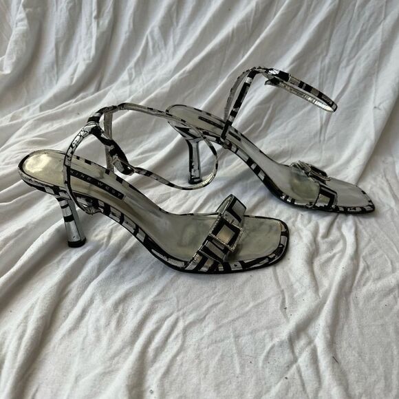 Nine West Yess Silver and Black Ankle Strap Heel Sandals - 9M - Picture 4 of 5